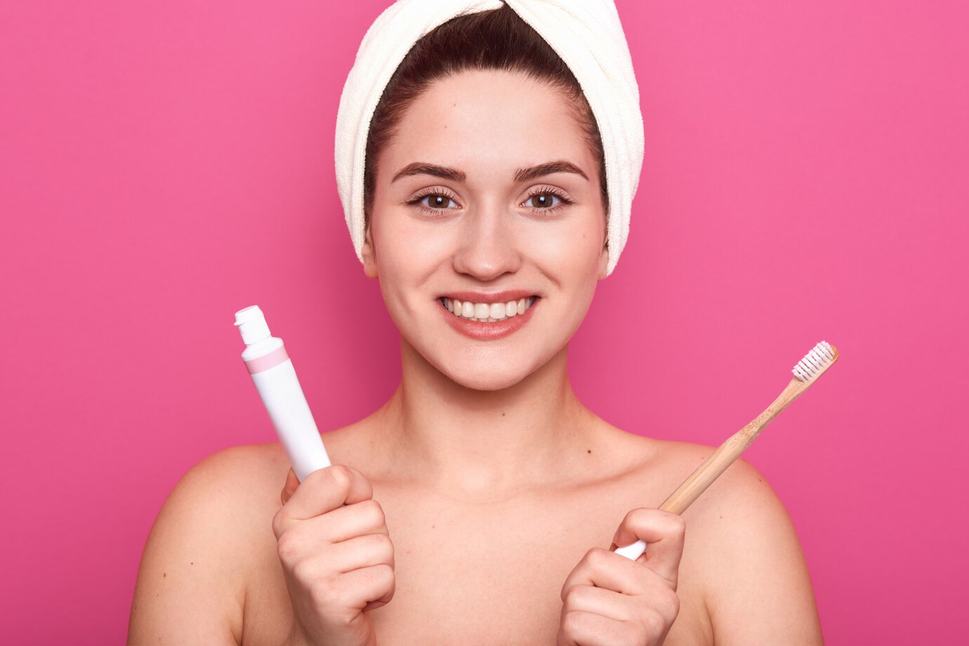 Biological Cleaning teeth Brushing